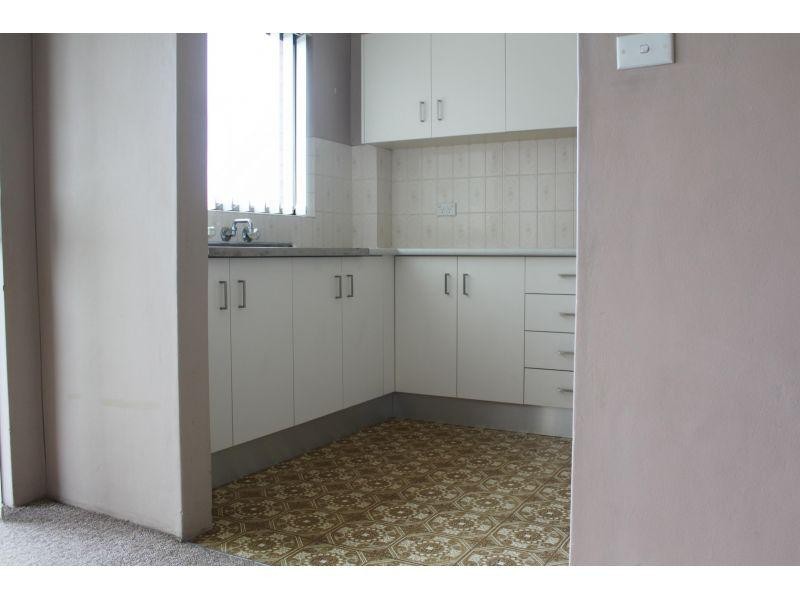 2/15 Kembla Street, Wollongong NSW 2500