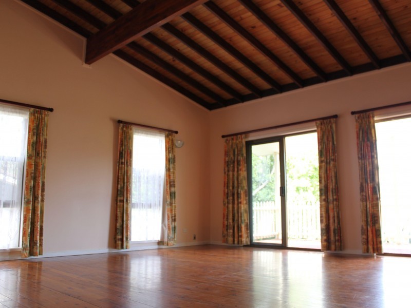 14 Shauna Crescent, Mount Keira NSW 2500