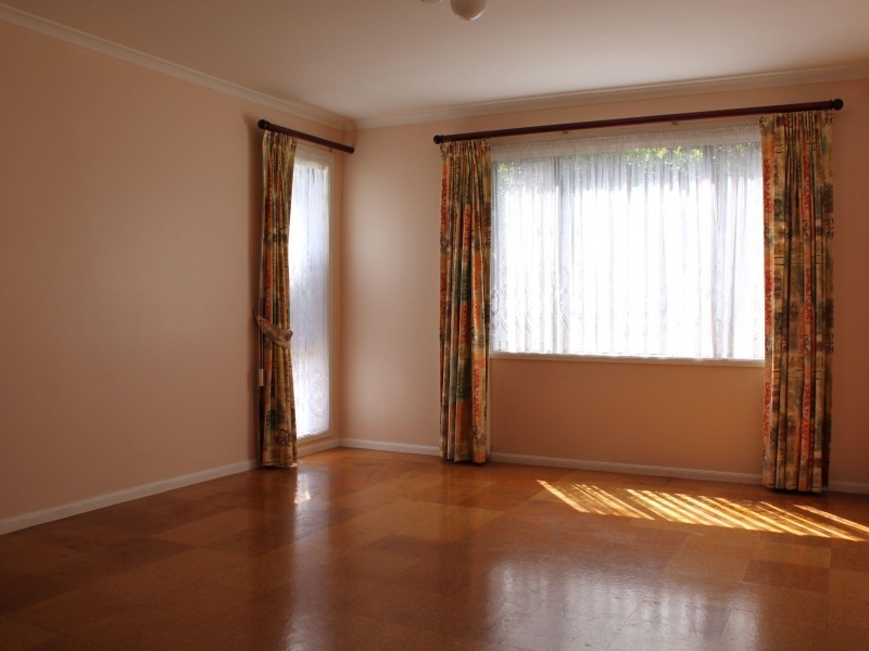 14 Shauna Crescent, Mount Keira NSW 2500