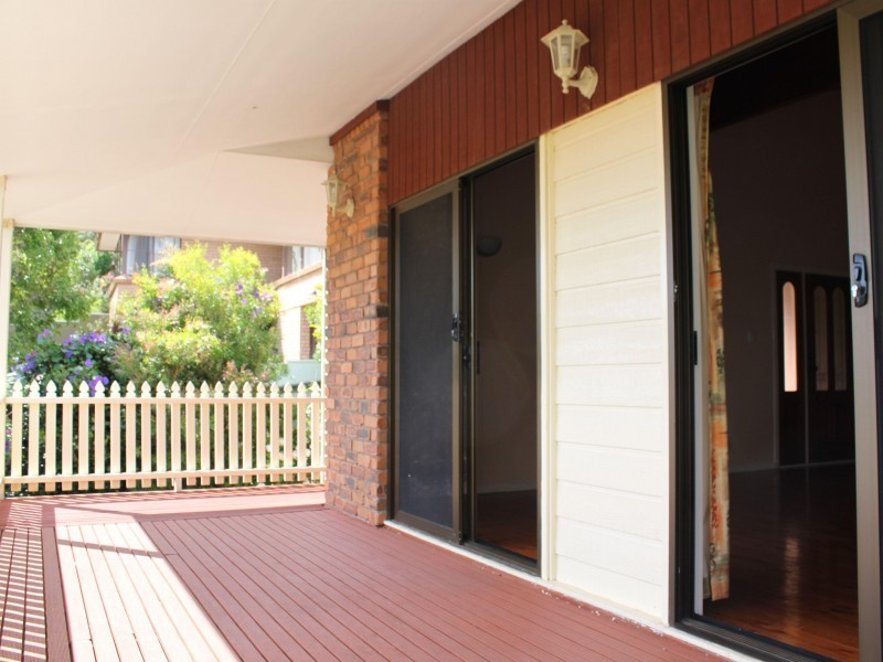 14 Shauna Crescent, Mount Keira NSW 2500