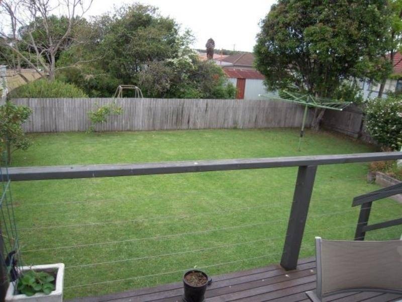 37 Jutland Avenue, Wollongong NSW 2500