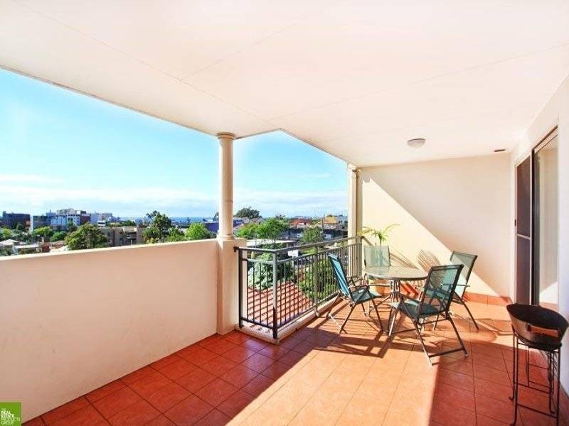 12/36-38 Loftus St, Wollongong NSW 2500