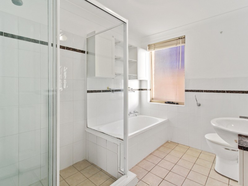 1/43 New Dapto Road, Wollongong NSW 2500