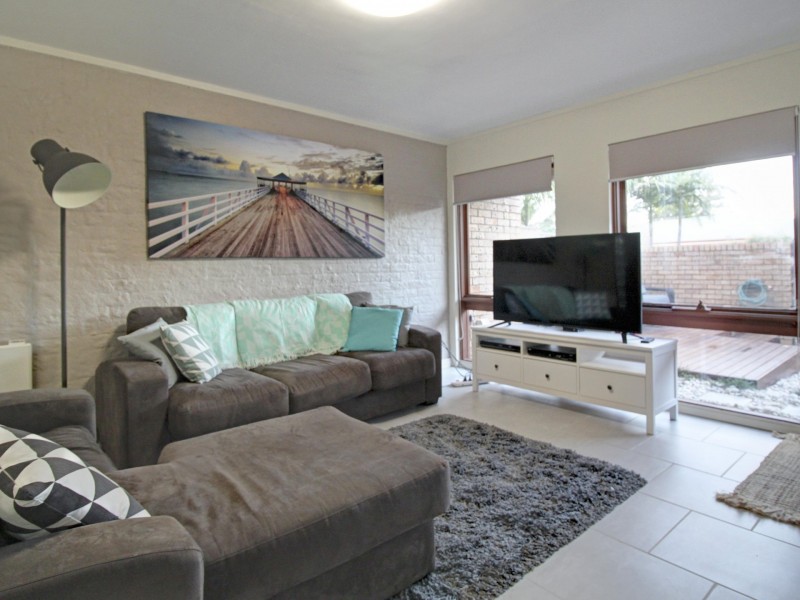 5/9-11 Bruce Road, Fernhill NSW 2519