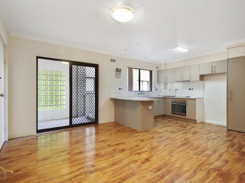 2/13-15  Keira Street, Wollongong NSW 2500