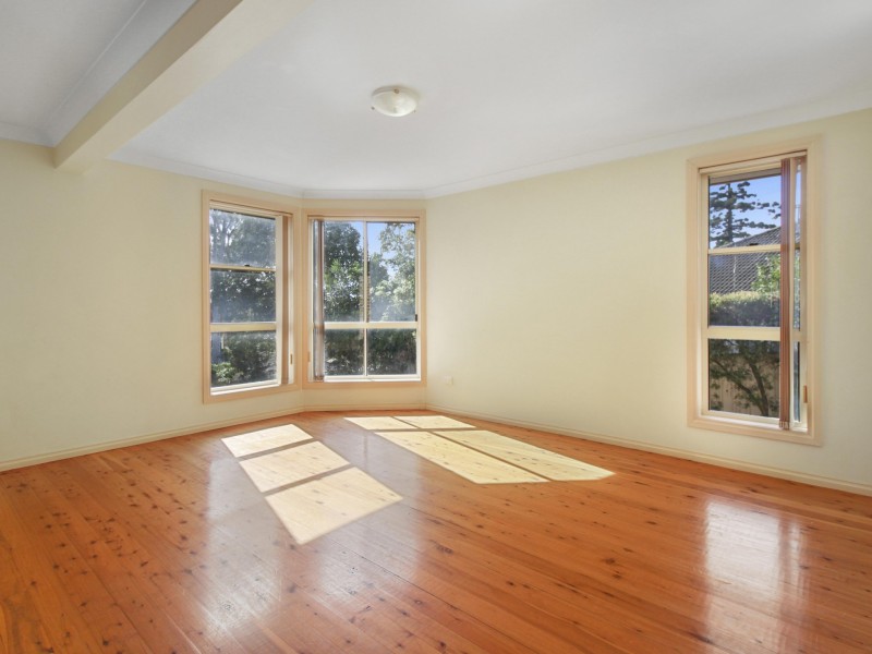 2/12 Woodlawn Avenue, West Wollongong NSW 2500