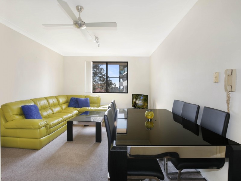9/60 Campbell Street, Wollongong NSW 2500
