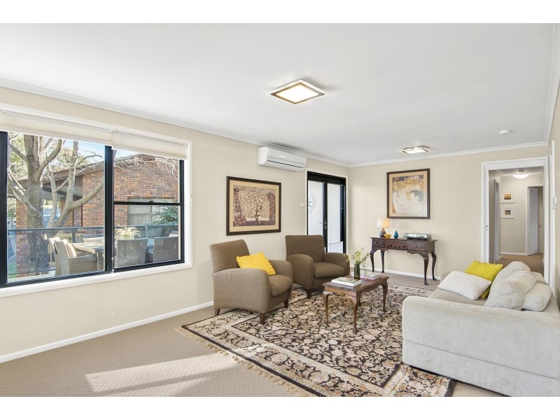 2 Medway Drive, Mount Keira NSW 2500