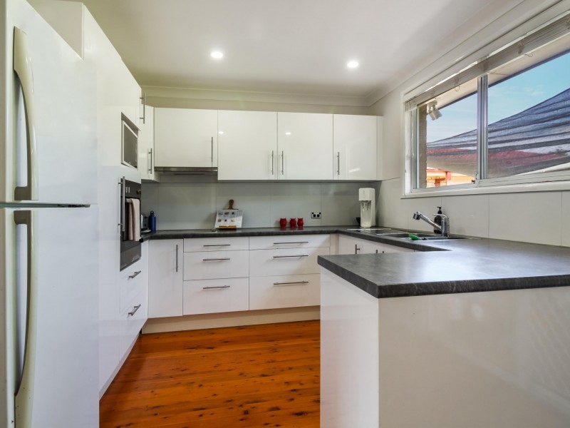 159 Waples Road, Farmborough Heights NSW 2526