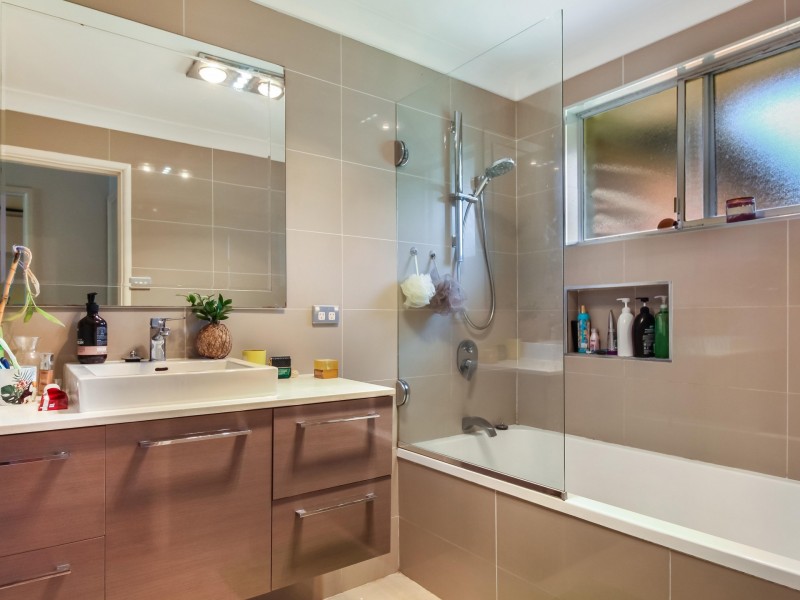 159 Waples Road, Farmborough Heights NSW 2526