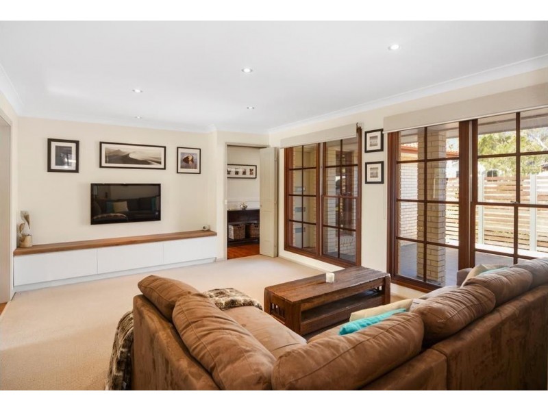 314 Farmborough Road, Farmborough Heights NSW 2526