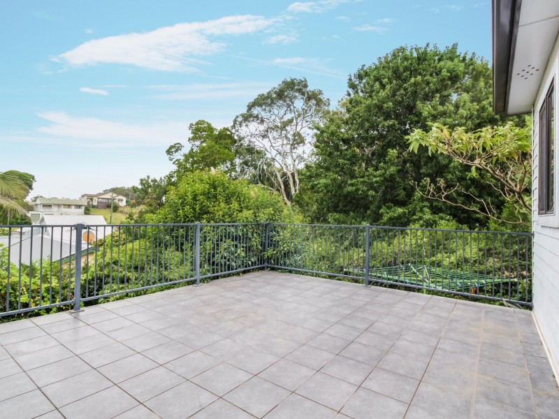 11 Lyndon Street, Corrimal NSW 2518