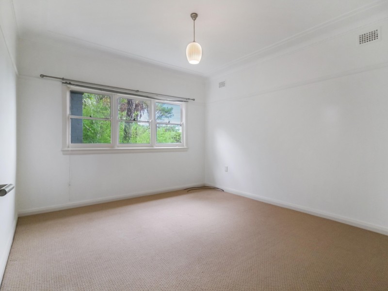 11 Lyndon Street, Corrimal NSW 2518