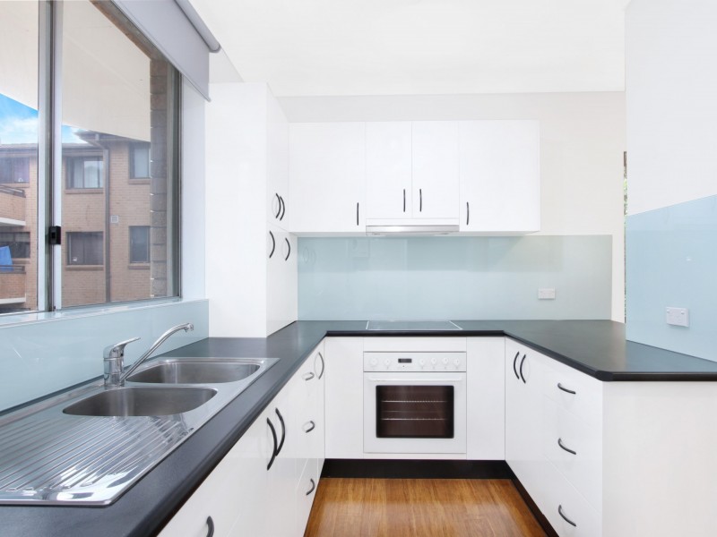 3/2 Bligh Street, Wollongong NSW 2500