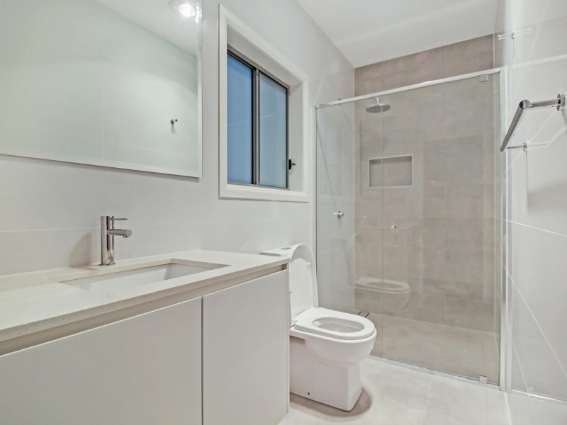 24A Byrarong Avenue, Mangerton NSW 2500