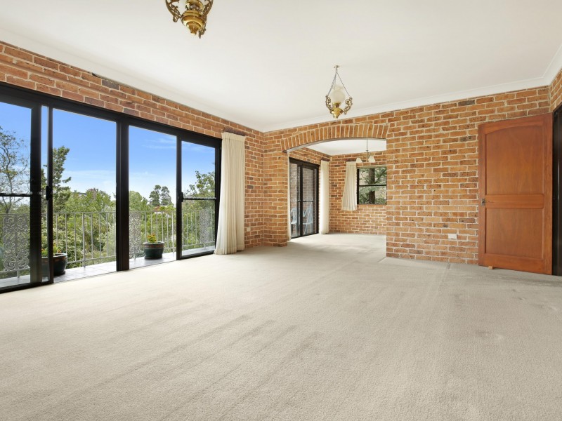 40 Hilltop Avenue, Wollongong NSW 2500