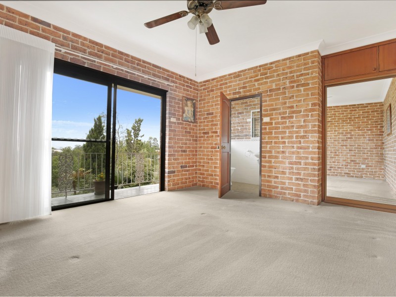40 Hilltop Avenue, Wollongong NSW 2500