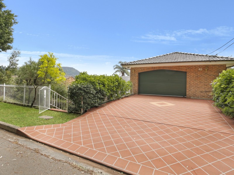40 Hilltop Avenue, Wollongong NSW 2500