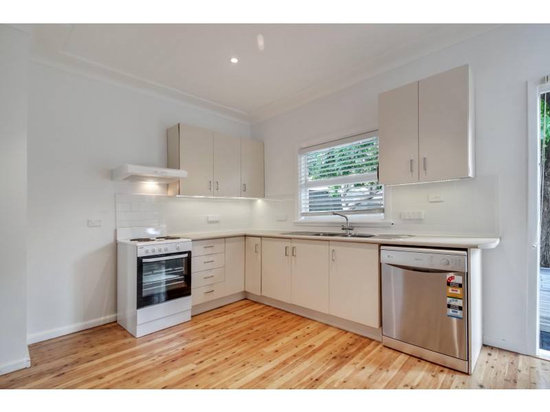 82 Duncan Street, Balgownie NSW 2519