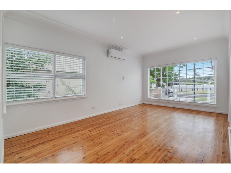 82 Duncan Street, Balgownie NSW 2519