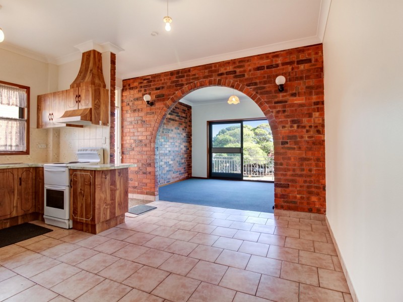 2/9 Illowra Crescent, Primbee NSW 2502