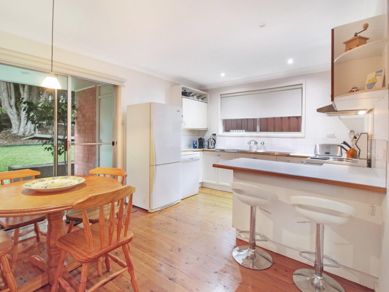 19 Shauna Crescent, Mount Keira NSW 2500