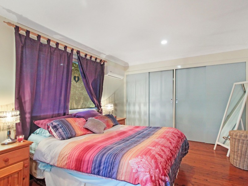 19 Shauna Crescent, Mount Keira NSW 2500