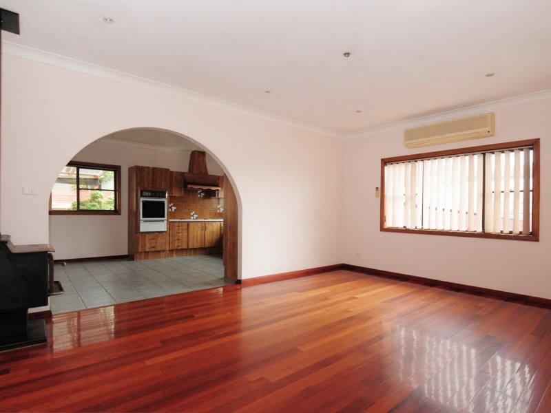 85 Landy Drive, Mount Warrigal NSW 2528