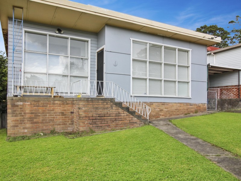 6 Grasmere Street, Mount Saint Thomas NSW 2500