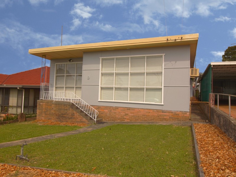 6 Grasmere Street, Mount Saint Thomas NSW 2500