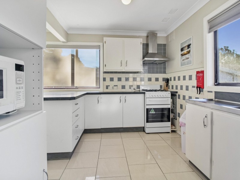 18 Aldinga Avenue, Koonawarra NSW 2530