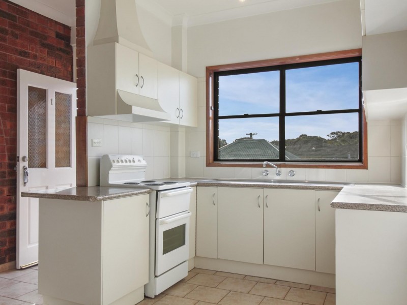 9 Illowra Crescent, Warrawong NSW 2502