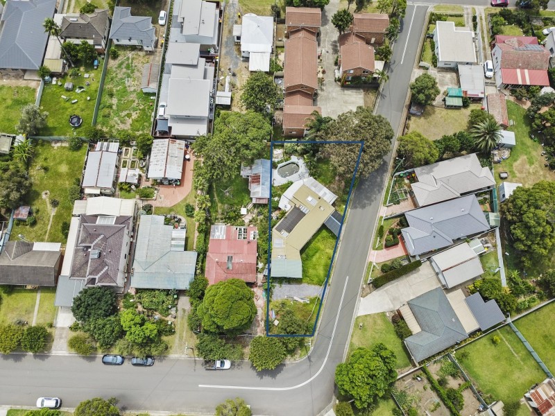 2 Hopetoun Lane, Oak Flats NSW 2529