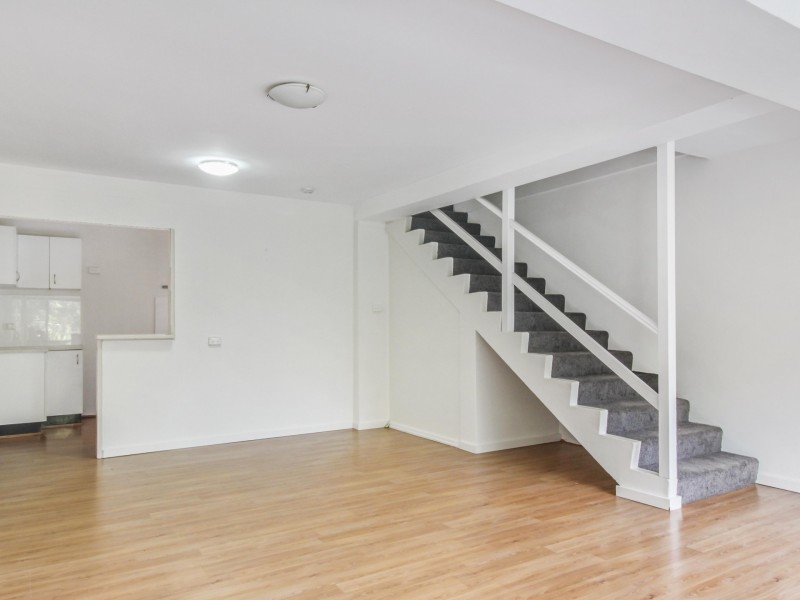 2/16 Owen Park Road, Bellambi NSW 2518