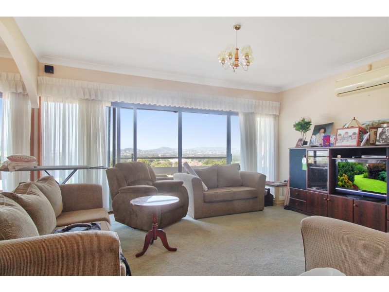 36 Tait Avenue, Kanahooka NSW 2530