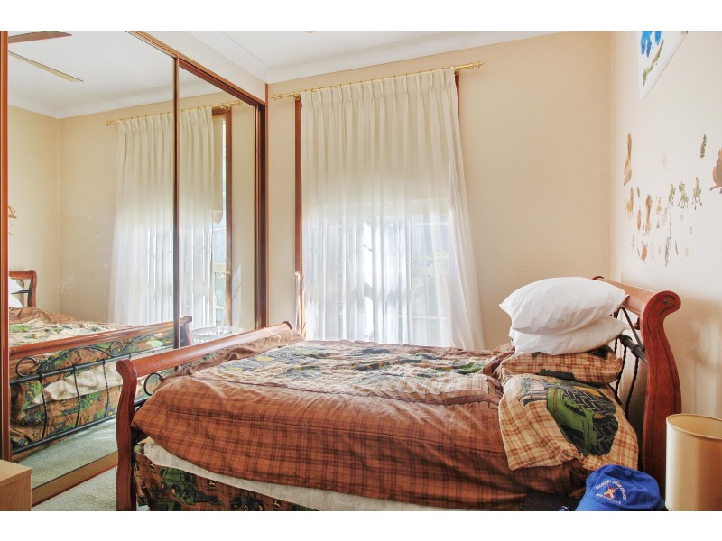 36 Tait Avenue, Kanahooka NSW 2530