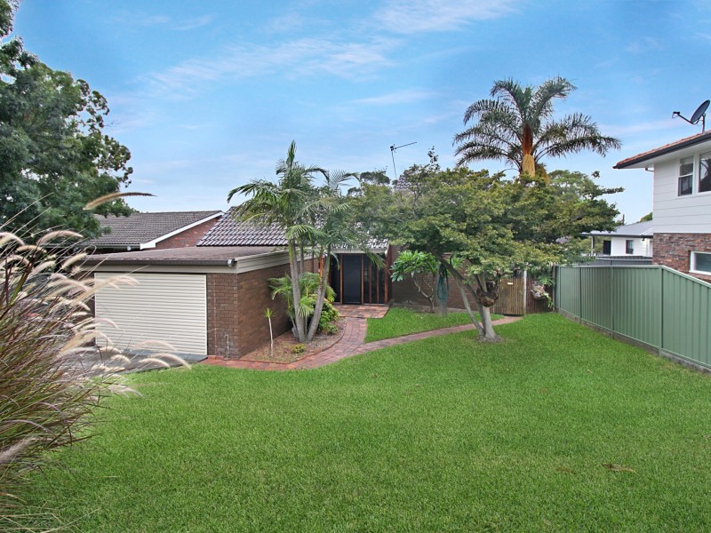 133 Jacaranda Avenue, Figtree NSW 2525
