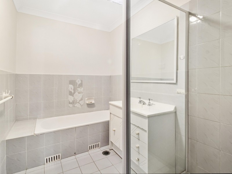 15/11 Hopetoun Street, Woonona NSW 2517