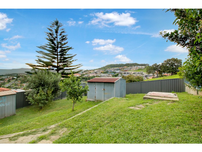 304 Flagstaff Road, Lake Heights NSW 2502
