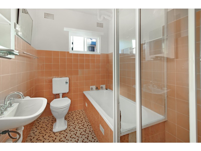 4/30 Rowland Avenue, Wollongong NSW 2500