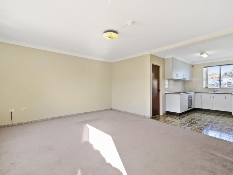 2/44 Gilmore Street, West Wollongong NSW 2500