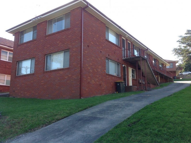 2/8 Frederick Street, Wollongong NSW 2500