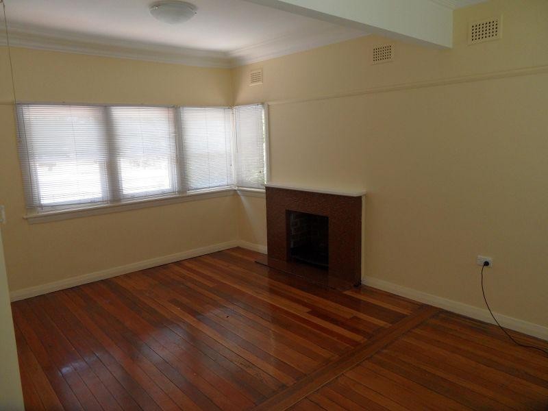 43 Mt Ousley Road, Mount Ousley NSW 2519