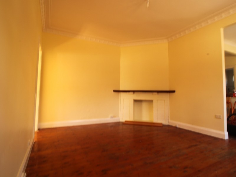 2/26 Waitangi Street, Gwynneville NSW 2500