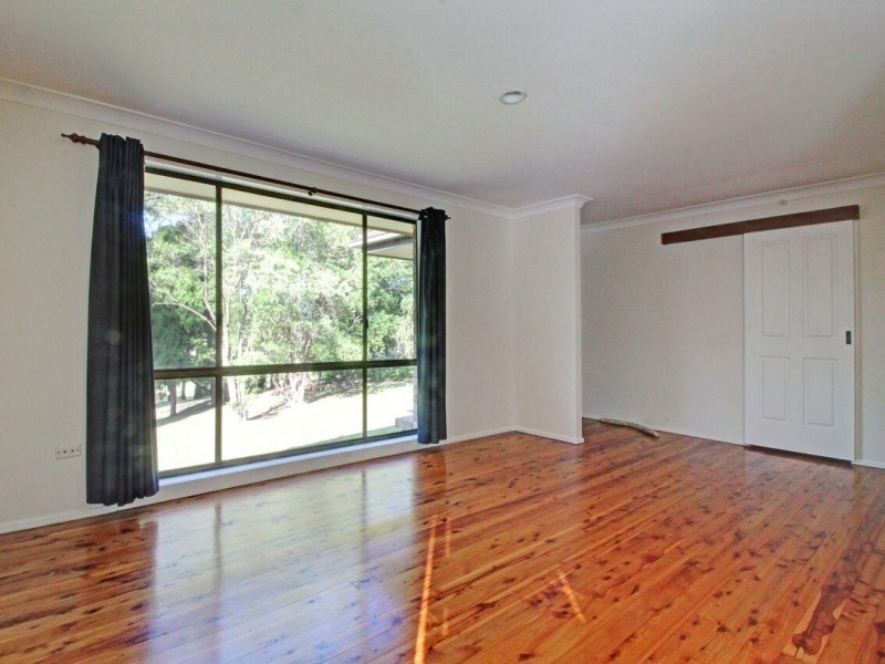 15 Heeterra Place, Cordeaux Heights NSW 2526