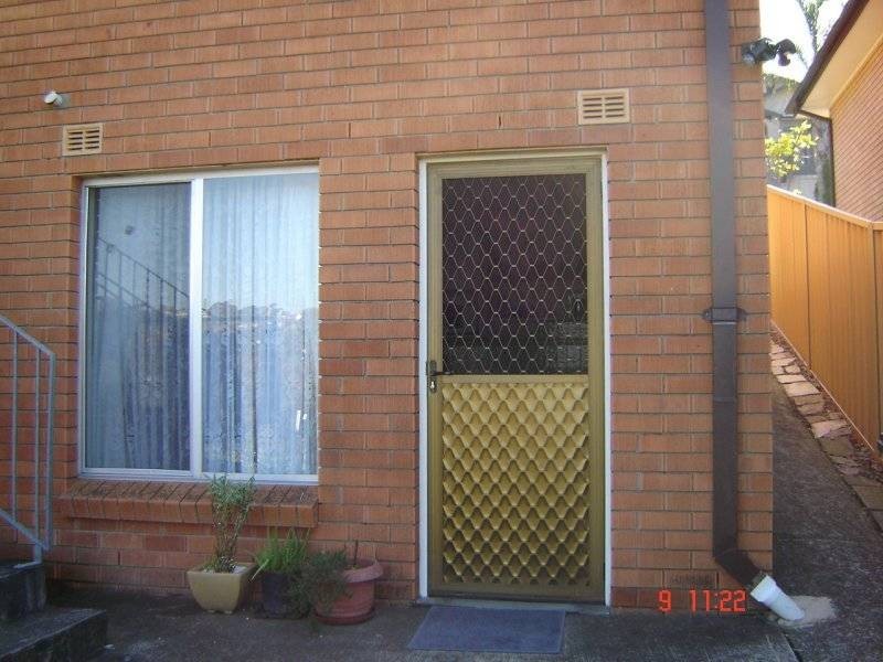 2/19 Bruce Street, Unanderra NSW 2526