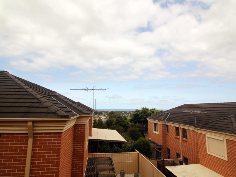 10/6 Kembla Street, Balgownie NSW 2519