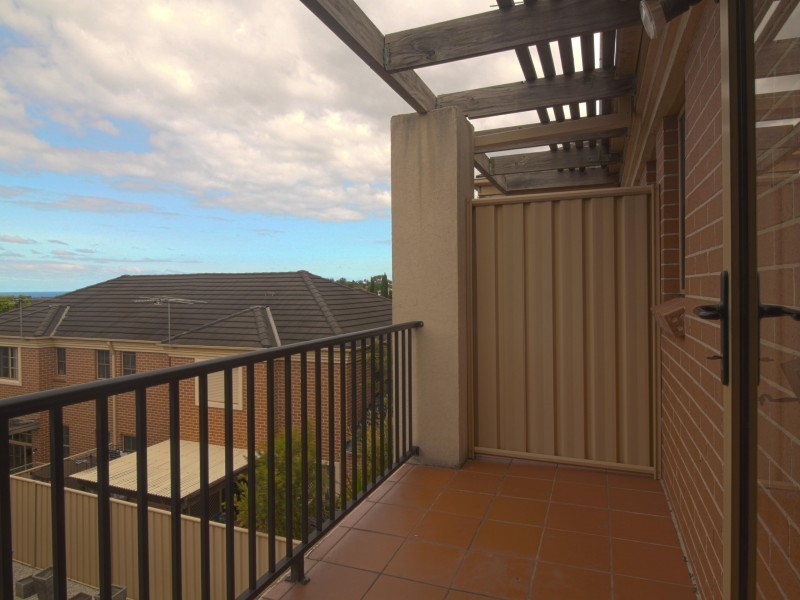 10/6 Kembla Street, Balgownie NSW 2519