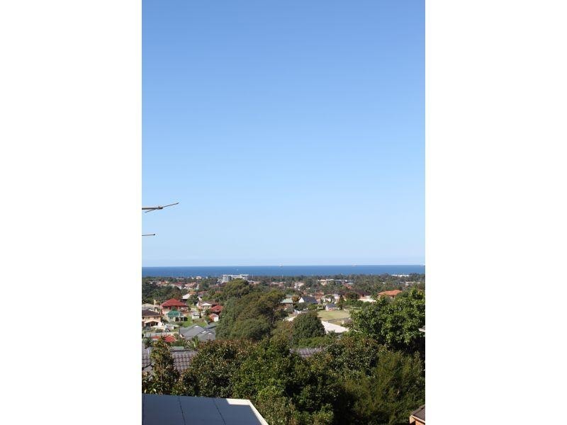 10/6 Kembla Street, Balgownie NSW 2519