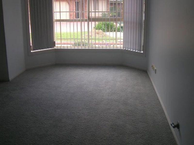 13/2a Jobson Avenue, Mount Ousley NSW 2519